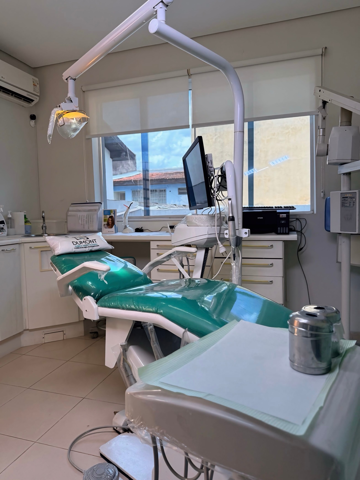 clinic-consultorio1-Cv9zPIm_
